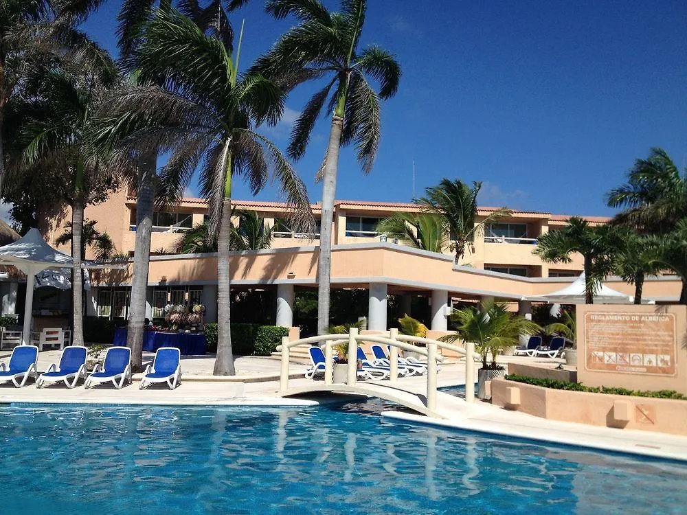 Puerto Aventuras Hotel & Beach Club