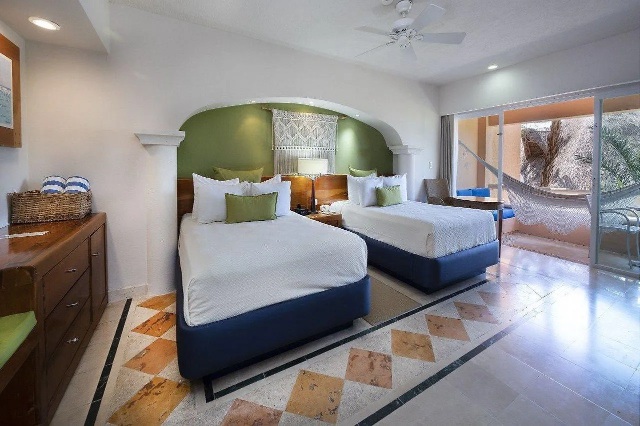 Puerto Aventuras Hotel & Beach Club