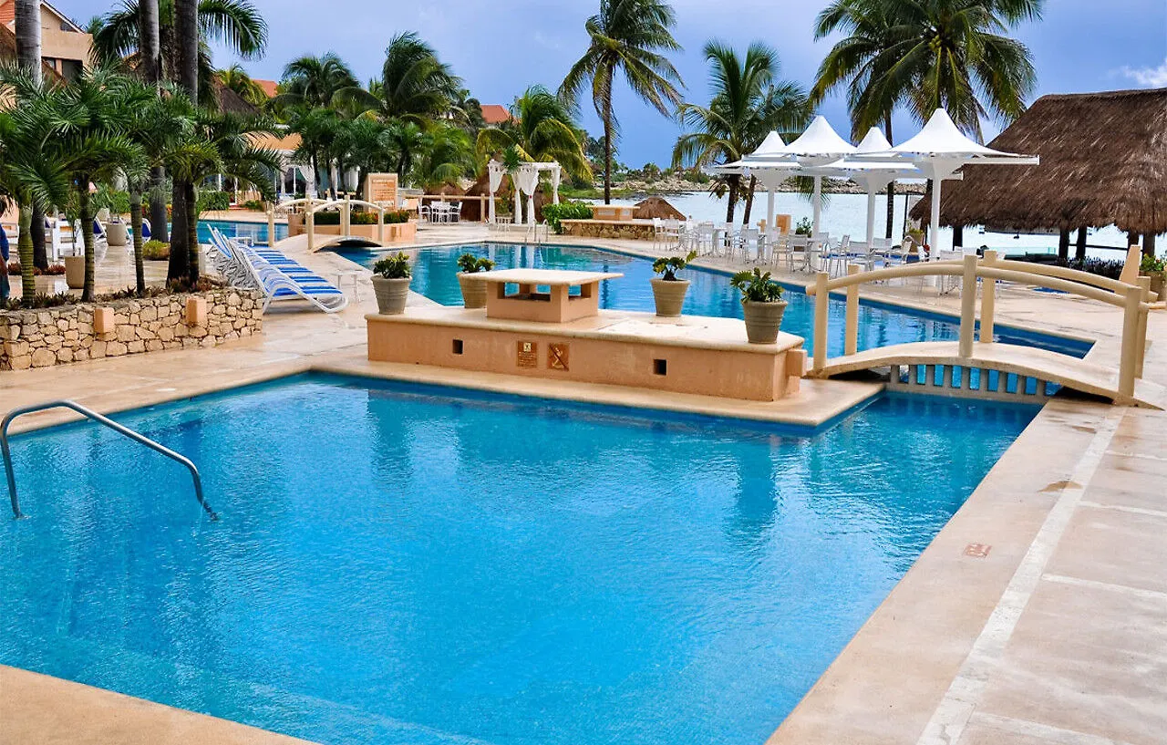 Puerto Aventuras Hotel & Beach Club