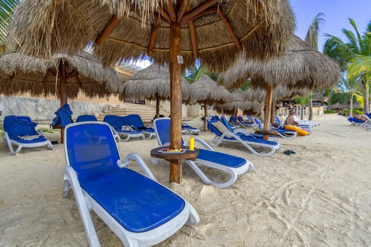 Puerto Aventuras Hotel & Beach Club