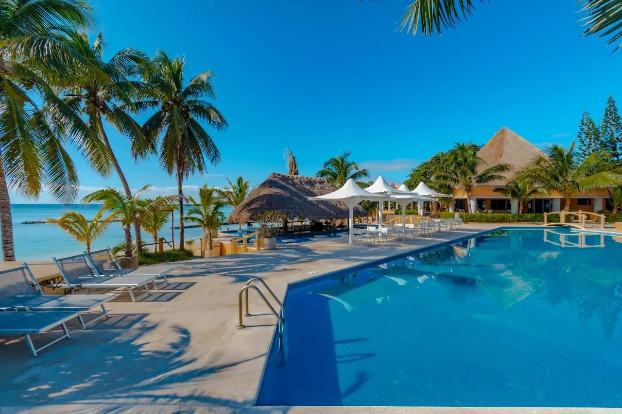 Puerto Aventuras Hotel & Beach Club  Puerto Aventuras